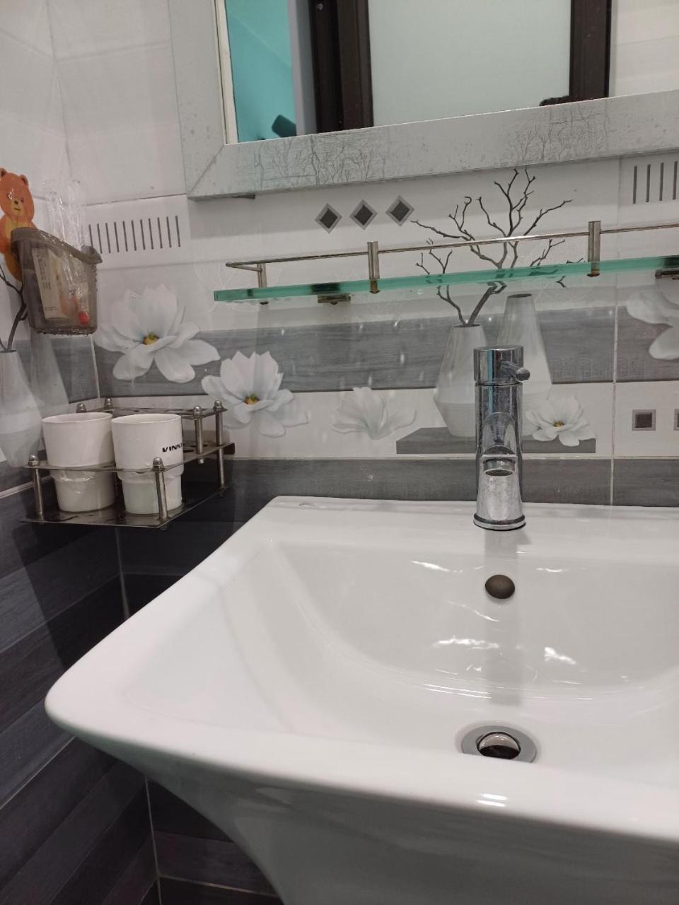 Hotel Hoa Ban Ha Noi 하노이 외부 사진